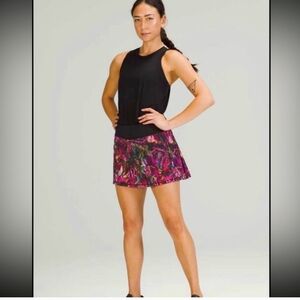 LULULEMON SPORT skirt with short inside size 18 Tall plus size LIKE NEW